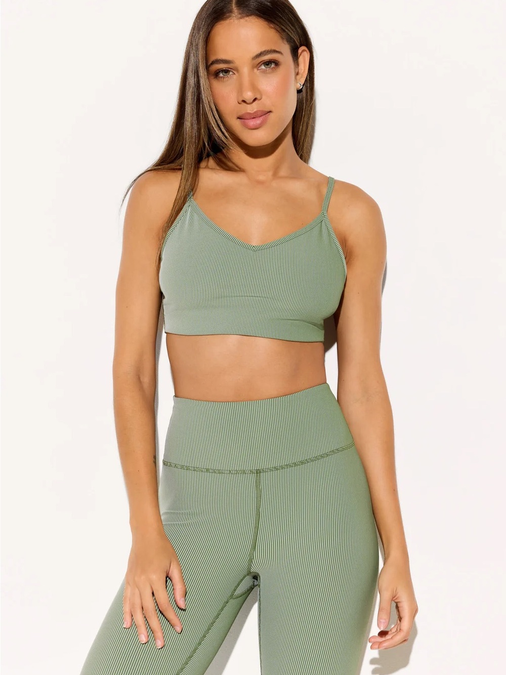 Spiritual Gangster Auralight Aria Bra & Legging Set in Laurel Green